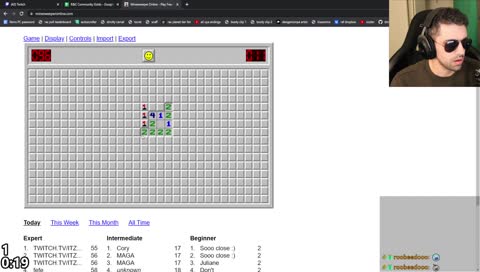 xem hold his chat hostage... twice