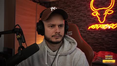 :DDD