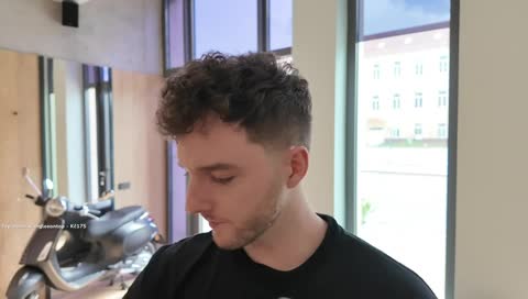 víc vlasů