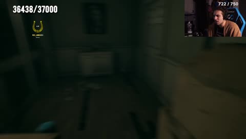 TIMING + JUMPSCARE