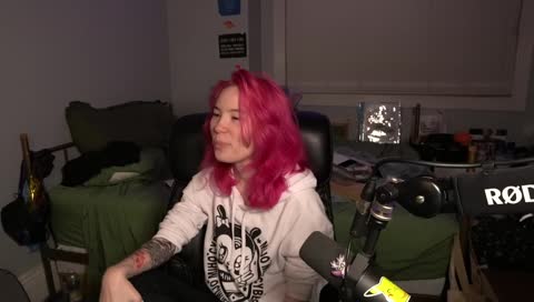 A wild Nan has appeared *boss music plays*