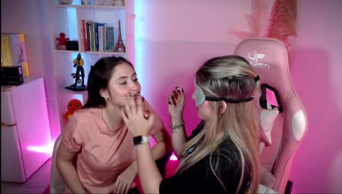Casi el pinta los dientes XD