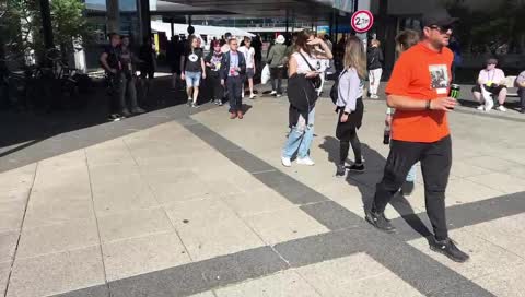 ten kotnik au LUL
