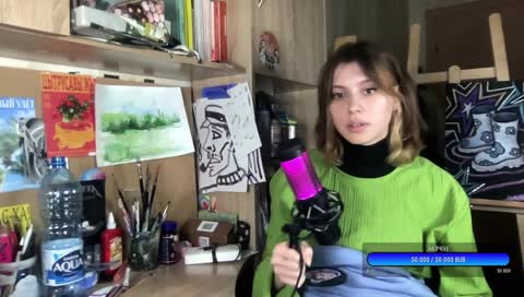 Папа за дверью спрашивает у её брата "Что такое аниме?"