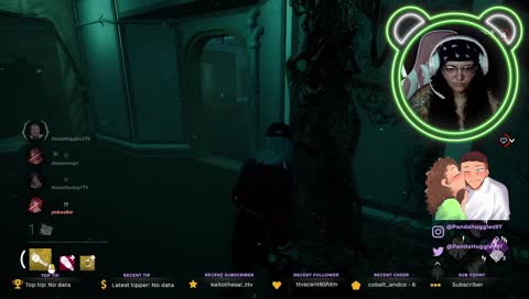 Focused Panda results in nasty Jumpscare w/ Ghosty