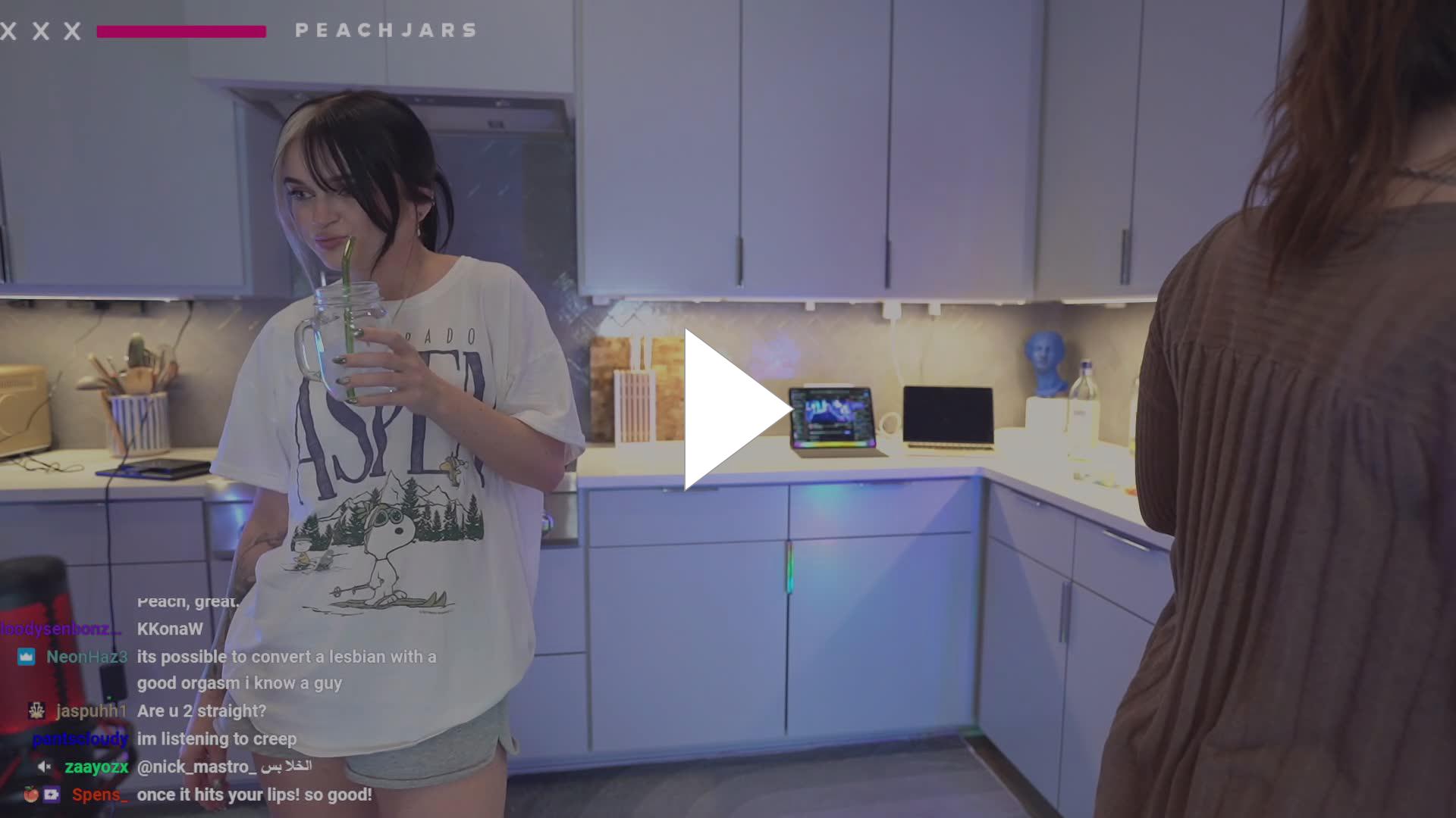 Lesbian Hunter - Twitch