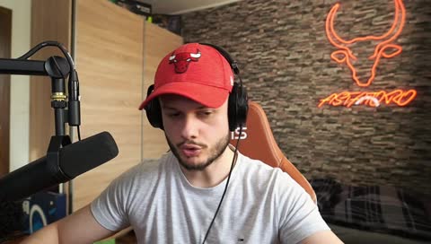 Jazyk zabudnuteho kmeňa v Amazonskom pralese 