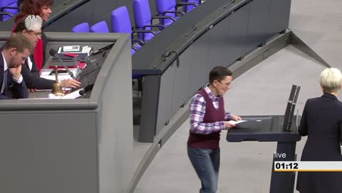 61. Sitzung des Deutschen Bundestages - Entwicklung des eSports gegen 00:40 Uhr