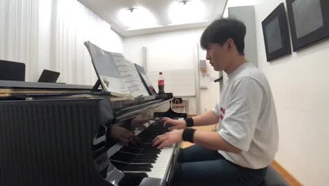 피아노 연습방, piano practicing