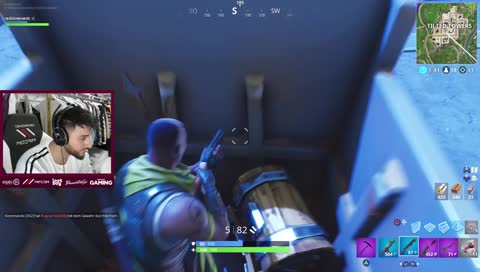 ApoRed vs Tryharder / Fortnite