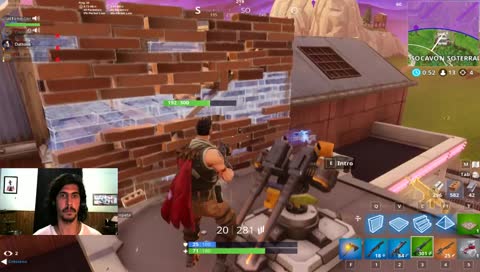 "El sniper es mi arma preferida del juego"