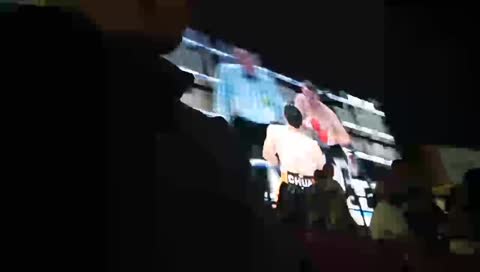 horn vs Mundine