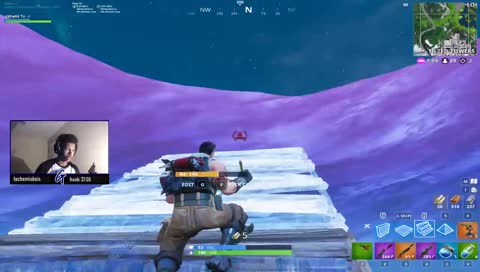 Instagram - @tvgwade