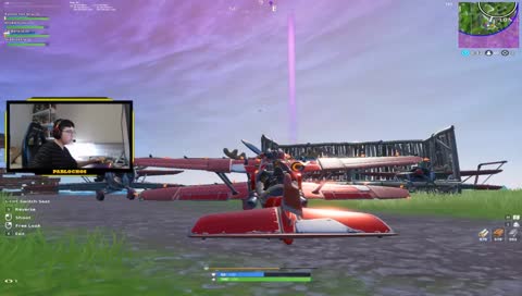 stream con 2 pcs intento owo | Twitter: @PablochosFN