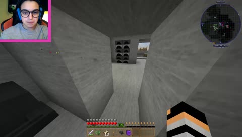 CAJALAND - LA BASE LUNAR