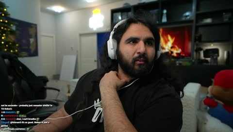 Esfand takes care of his people